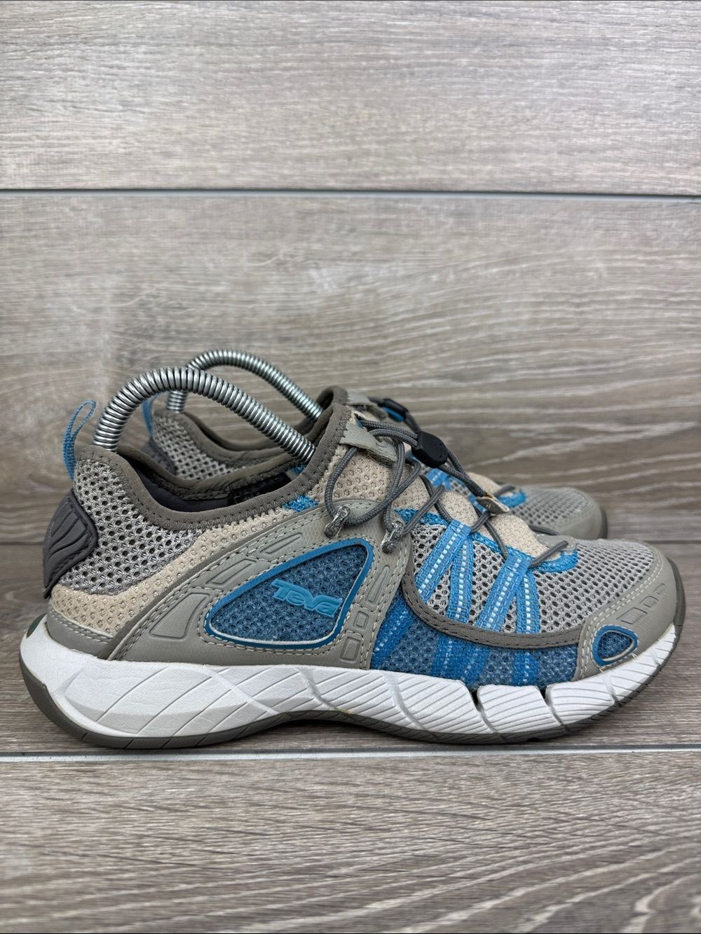 Teva Churn Amphibian Women’s Sz 8 Lace Up Mesh Bungee Water Shoe Sneakers 4172